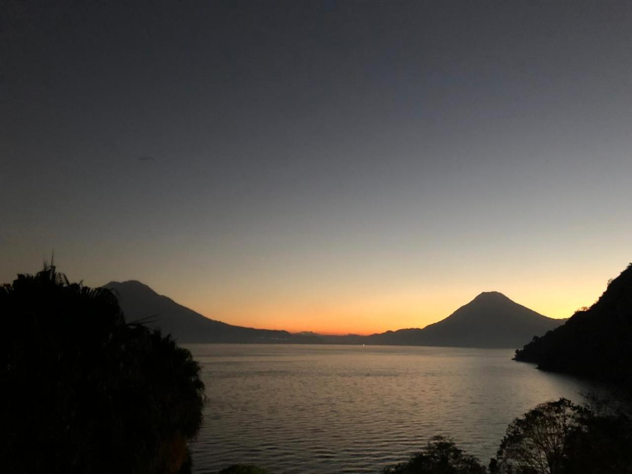 The Paradise Of Atitlan Suites - Free Breakfast Supplies Panajachel Exterior photo